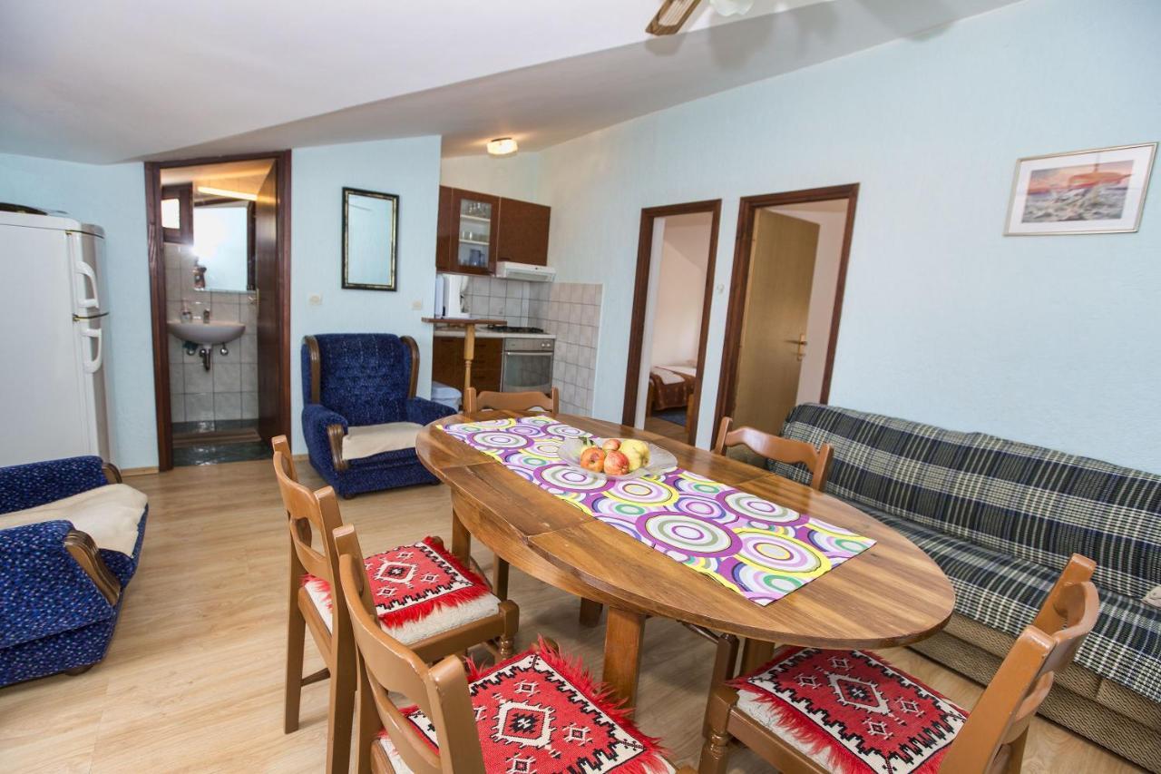 Apartmani Marijana Цезарица Екстериор снимка